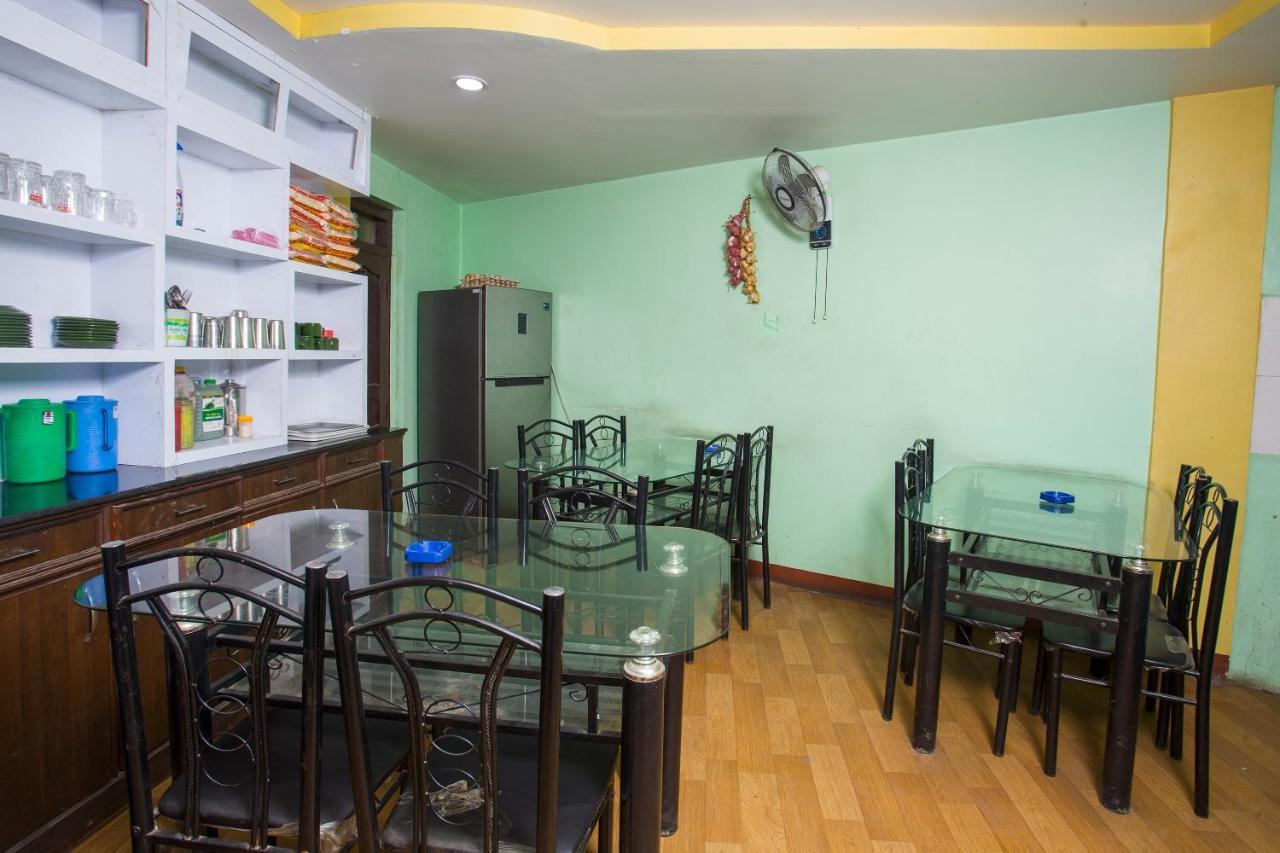 Oyo 161 Ram Janaki Hotel Kathmandu Exterior foto